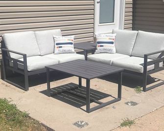 Cabin on Lake George - Fairmont - Binnenhof