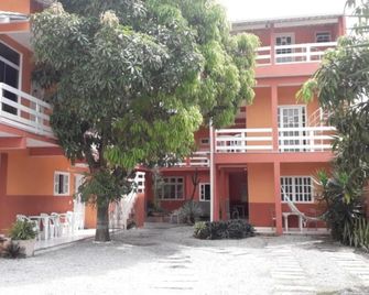 Menina da Lua - Rio das Ostras - Edifício