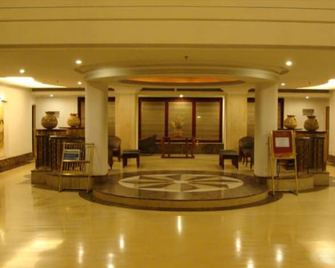 Leo Fort Hotel - Jalandhar - Lobby