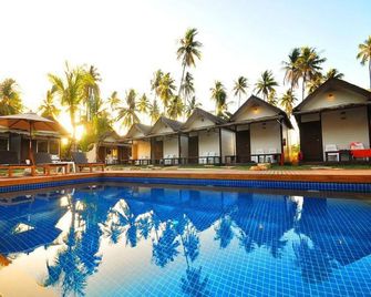 Isle Beach Resort Krabi-Sha - Nong Thale - Piscina
