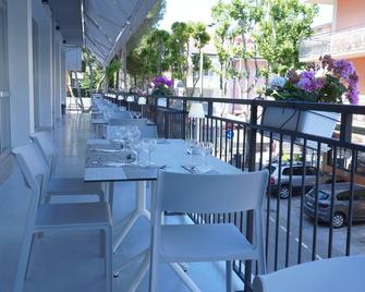 Lively Hotel - Bellaria-Igea Marina