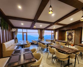 Hotel Rajdoot - Shimla - Restaurante