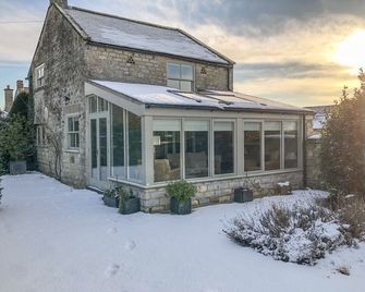 The Granary - Pickering - Building