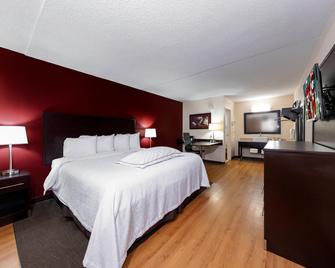 Red Roof Inn Plus+ Huntsville - Madison - Madison - Bedroom