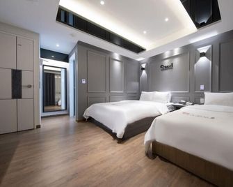 Stay Hotel - Gwangju - Slaapkamer