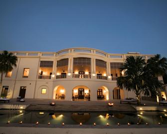 Taj Nadesar Palace,Varanasi - Varanasi - Bygning