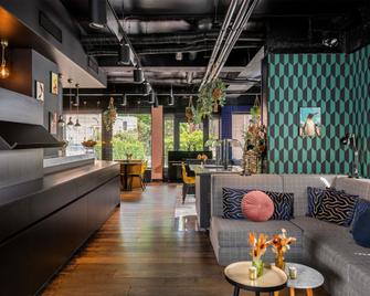 ibis Styles Hasselt City Centre - האסל - בניין