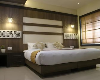 The Rubis - Kottakkal - Bedroom