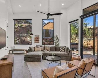 Zion Sage Suites - Springdale - Wohnzimmer