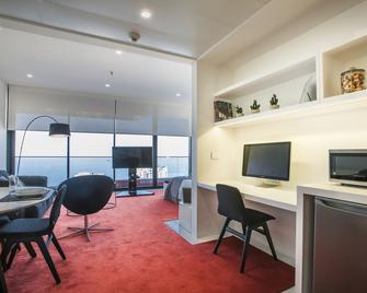 1866 Court & Suites Hotel - Beirut - Living room