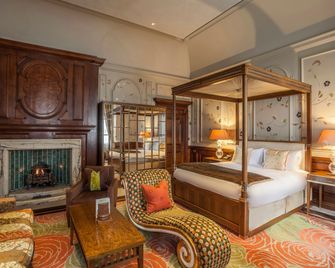 The Roseate Reading - Reading - Bedroom