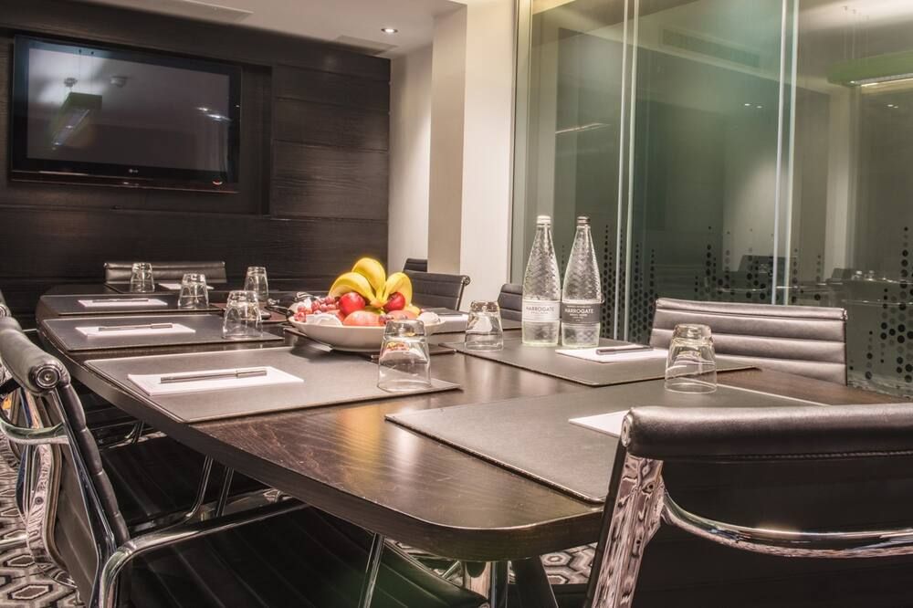 ذا فينسيت هوتل