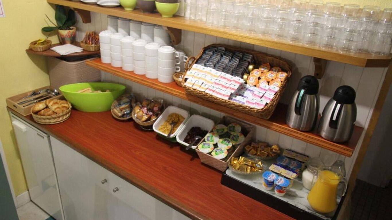 Fasthotel Caen Memorial