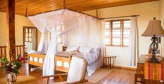 Utengule Coffee Lodge - Mbalizi - Bedroom