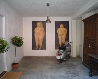 House System - Giarre