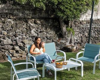 Alojamento Quinta São José - Suite 4 - Angra do Heroísmo - Patio