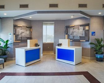 Holiday Inn Express Nags Head Oceanfront By IHG - Nags Head - Recepce