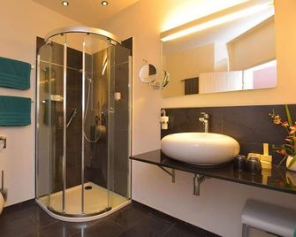 Altstadthotel An Der Werra - Meiningen - Badkamer