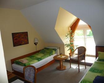 Hotel Brückenschänke - Sebnitz - Спальня