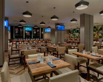 أتلانتا ماريوت نورث إيست / إموري أريا - أطلنطا (جورجيا) - مطعم