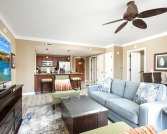 Kbm Resorts Free Car Honua Kai Hokulani Ocean View 2bedroom Condo Hkh-545 Sweeping Ocean Views Best Location - Kaanapali - Living room