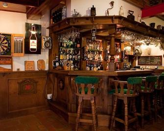 Acra-Retreat Mountain View Lodge - Emgwenya - Bar