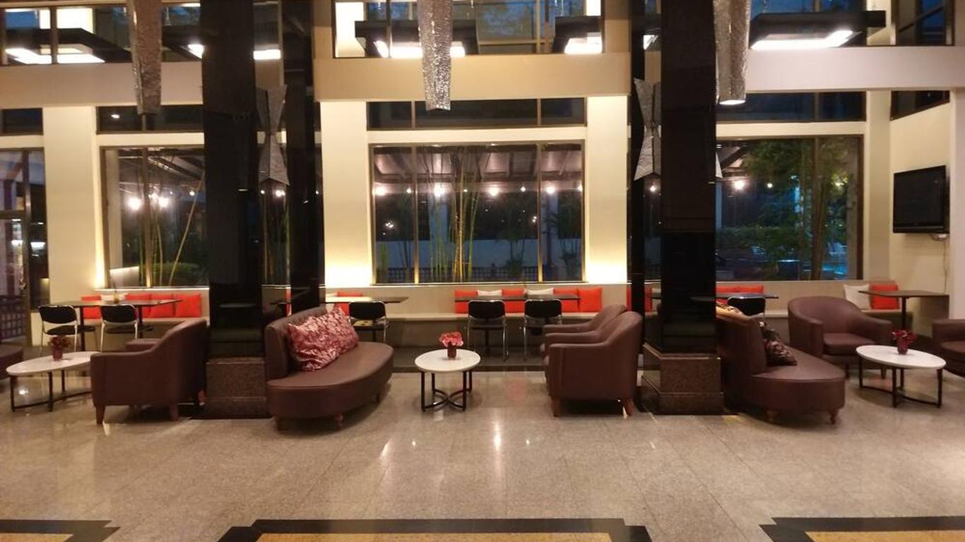 โรงแรมสองพันบุรี