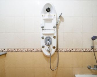 Rehat at Abadi Hotel Tasikmalaya - Tasikmalaya