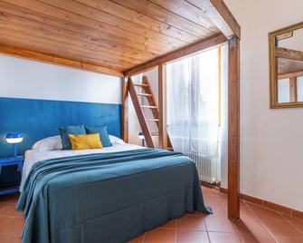 Travel Meditation House - Livorno - Bedroom