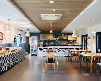 The Galla Hotel - Mueang Ranong - Restaurant