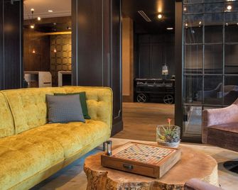 Hotel Lucia - Portland - Sala d'estar