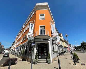 Hotel Walzwerk - Dillingen - Edifício