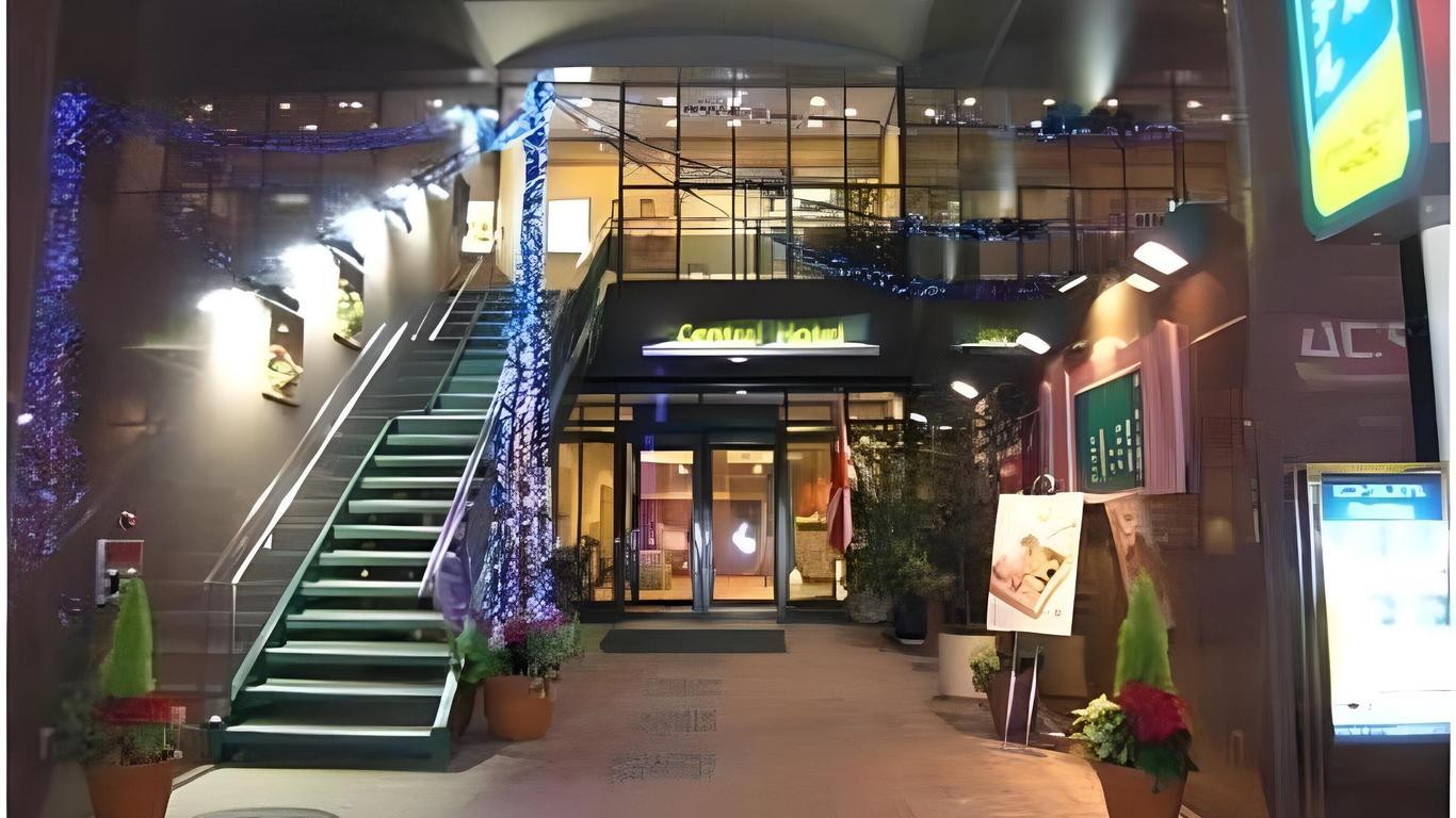 Central Hotel Sasebo