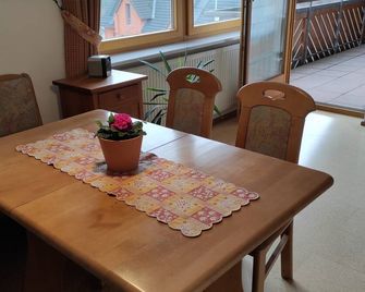 Ferienwohnung Am Rotdornweg - Heiligenstadt - Comedor