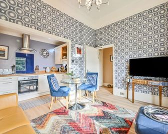 Muntham Luxury Holiday Apartments - Torquay