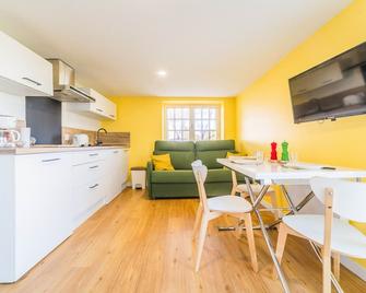 Les chevrefeuilles Appartement en residence - Brive-la-Gaillarde - Salle à manger