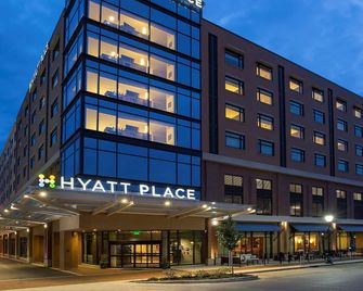 Hyatt Place Bloomington - בלומינגטון - בניין