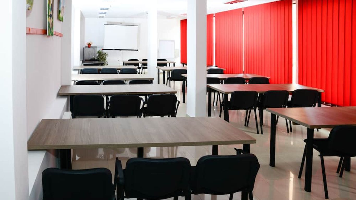 هوتل رازفان