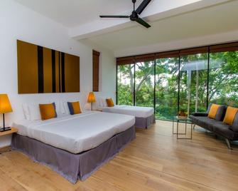 Palm Paradise Cabanas & Villas Beach Resort - Tangalla - Bedroom