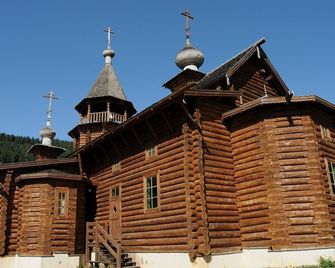 La Maison au Potager is located in a small hamlet in the Rance valley - Camarès - Edificio