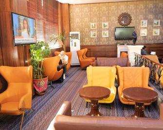 Airport Golden Tulip Hotel. - Lagos - Oleskelutila