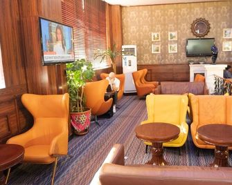 Airport Golden Tulip Hotel. - Lagos - Lounge