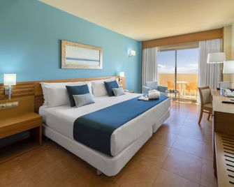 Elba Carlota Beach & Golf Resort - Antigua