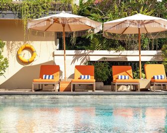 Natya Hotel Tanah Lot - Tabanan - Zwembad