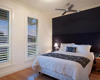 Domain Two Apartment - Mount Gambier - Bedroom