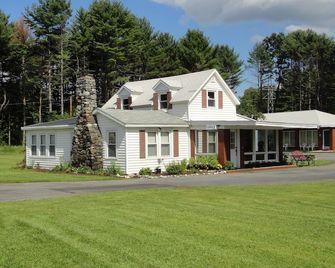 Sara Glen Motel - Saratoga Springs-Glens Falls - Glens Falls - Будівля