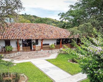 Hotel Parque La Casona - Codazzi - Edificio
