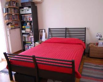 Cosy apartment near the sea - Moschato - Camera da letto