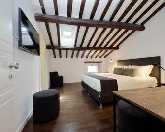 Youroom Corsini - Rome - Bedroom