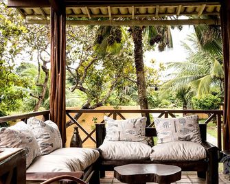 Pousada Cacimbinha - טיבאו דו סול - מרפסת